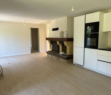 Appartement 4.5 pièces rénové avec balcon et vue verdoyante à Saint... - Photo 1
