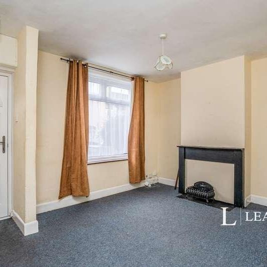 Gordon Road, Fareham, Hampshire, PO16 - Photo 1