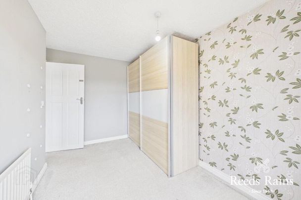 35 Drumadoon Drive, Dundonald, Belfast, BT16 2LZ - Photo 1