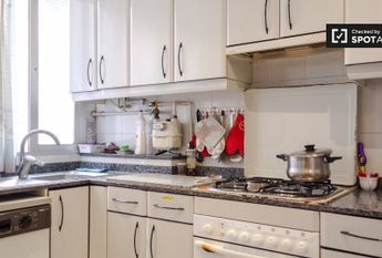 madrid, Community of Madrid 28033