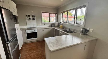 Fine in Fairfield - Photo 3