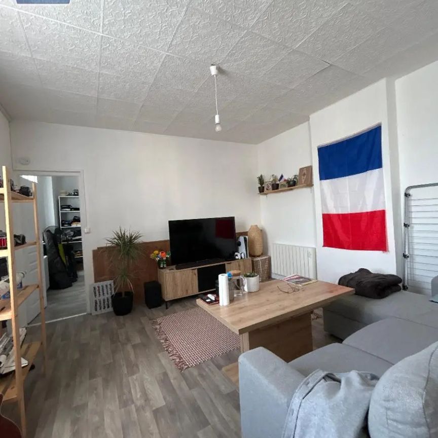 Appartement à louer 2 pièces 47.6m² - Photo 1