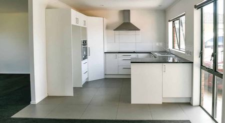 Modern 3 bedroom home in fantastic location - Photo 4