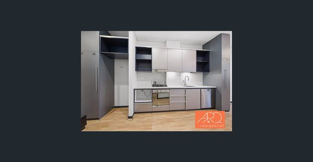 Spacious unfinished One bedroom - Photo 1