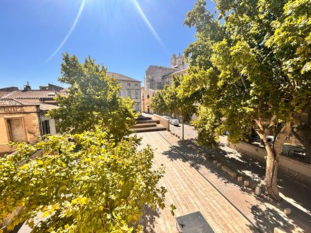 Location Appartement 1 pièce 17m² NIMES 30000 - Photo 5