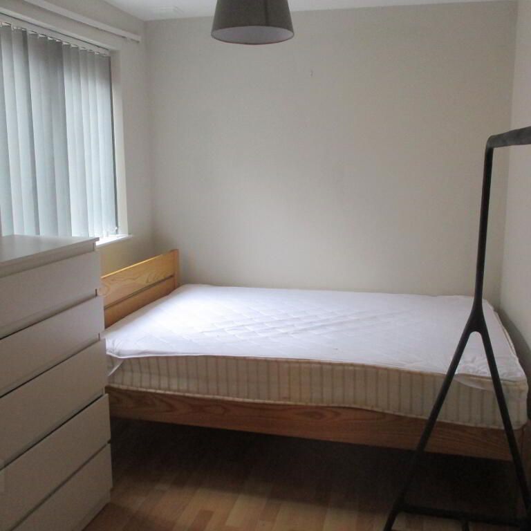 Great 5 Bedroom House, 3 Collingwood Avenue, Queens Quarter, Belfast, BT7 1QT - Photo 1