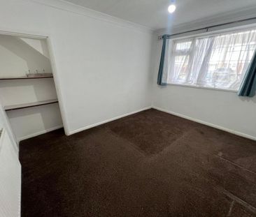 2 bedroom maisonette to rent - Photo 2