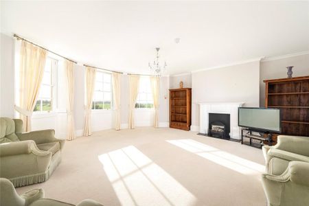 3 bedroom apartment to rent - Photo 2