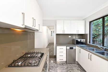 Renovated Newtown Terrace: Victorian Charm With Modern Flair - Photo 2