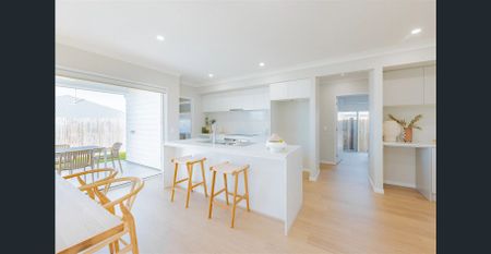 Stunning Ex-Display Home Now Available for Lease in Jimboomba! - Photo 5