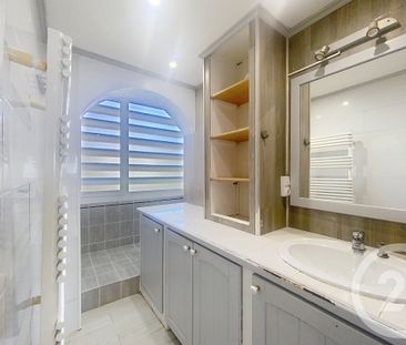 Location Appartement 2 pièces 56m² NICE 06200 - Photo 5