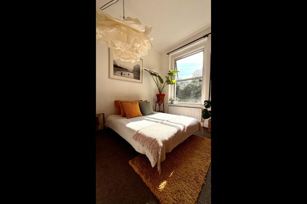 1 Bed Flat, Dulwich Road, SE24 - Photo 1