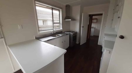 Four Bedroom Family Home in Hoon Hay - Photo 5