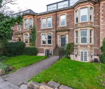 3 bedroom flat to rent - Photo 2