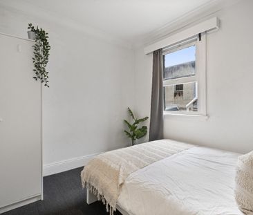 Redfern - Photo 3