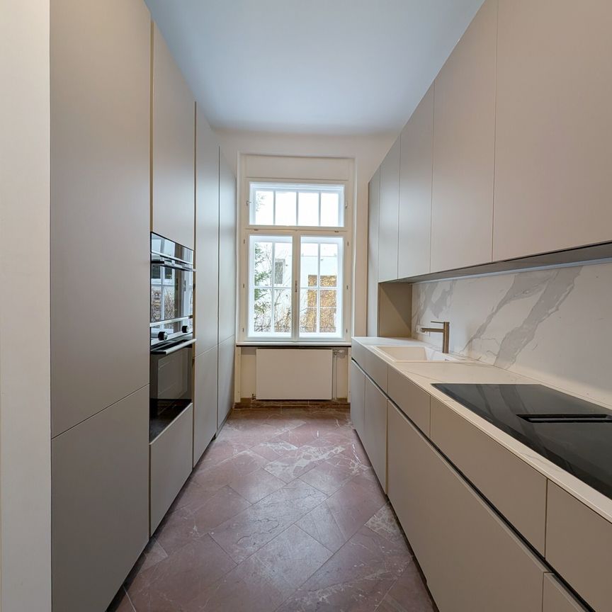 Erstklassige 5-Zimmer Altbau-Wohnung in Grünruhelage in 1180 Wien zu mieten - Foto 1