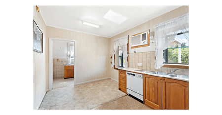 Quiet court location - Photo 5