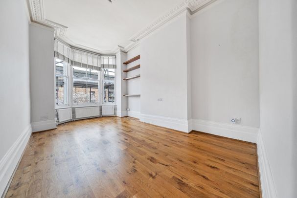 St. Aubyns Road, London, SE19 - Photo 1