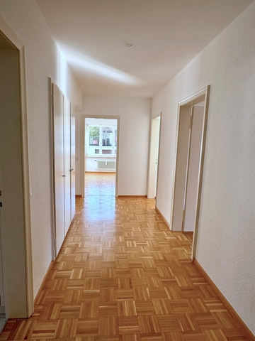 Endlich Zuhause: Modern, lichtdurchflutet und in Binningen - Photo 5