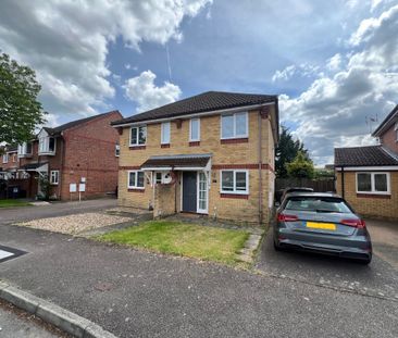 The Meadows, Bishop'S Stortford - Photo 1