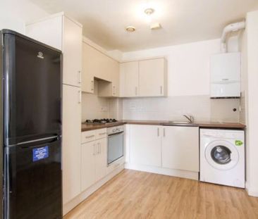2 Bed Flat, Church Street, E15 - Photo 6