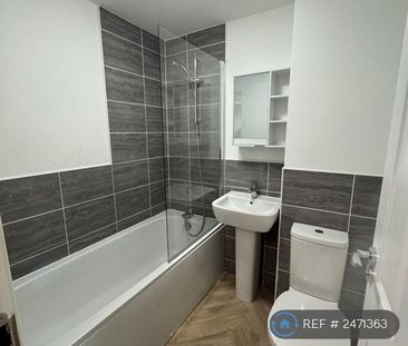 3 bedroom terraced house to rent - Photo 5