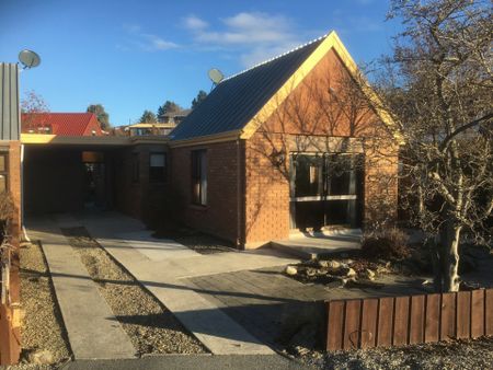 QUIET TWO BEDROOM HOME - Photo 2