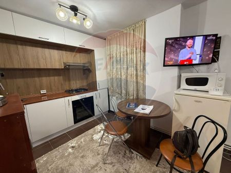 Apartament cu 1 camere de închiriat în zona 1 Mai - Fotografie 5