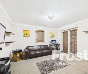 Tobermory Close, Slough, Berkshire,SL3 - Photo 4