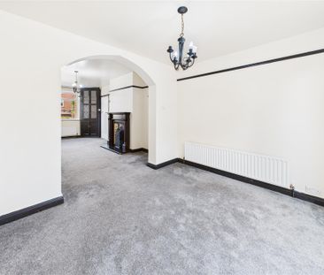 3 bedroom Semi-detached house to rent - Photo 1