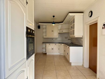 Charmante open bebouwing met 2 slaapkamers en tuin in Assenede. - Foto 4