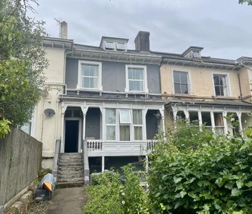 2 bedroom flat to rent - Photo 6