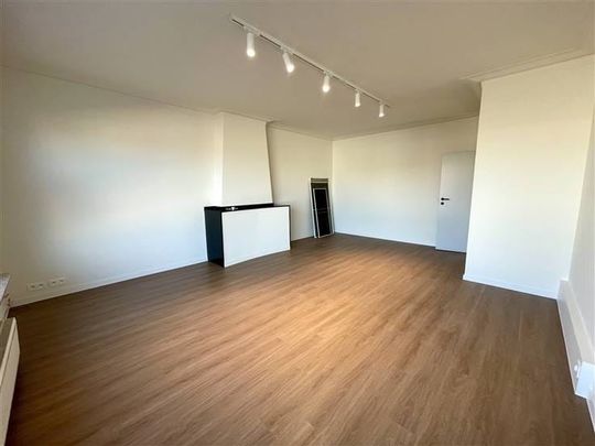 Appartement te huur - Photo 1