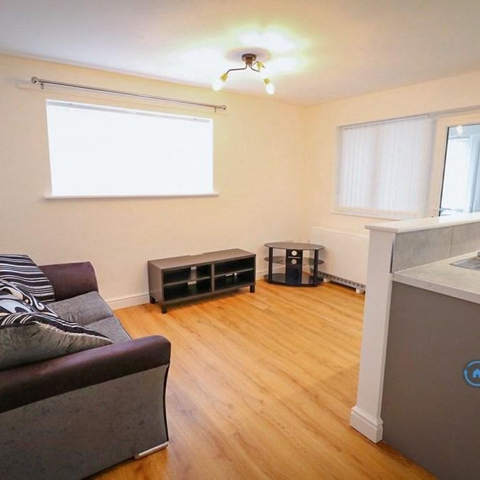 1 bedroom semi-detached house to rent - Photo 1