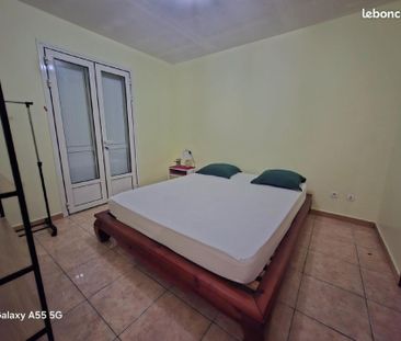 Location Maison 5 pièces 121m² ST BENOIT 97470 - Photo 3