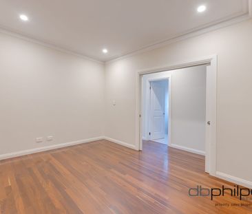 FOUR BEDROOM FAMILY HOME - Photo 2