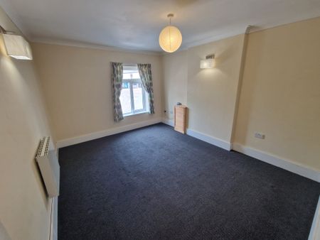 Church Street West, Radcliffe - Photo 3