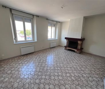 Location Appartement 3 pièces 82m² - Photo 2