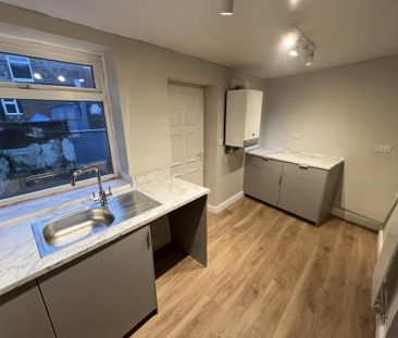 3 bedroom end of terrace house to rent - Photo 6