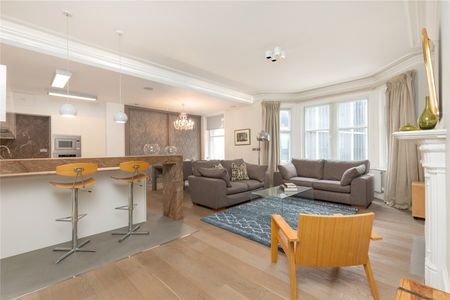 Park Mansions, Knightsbridge, SW1X flat to rent - Photo 2