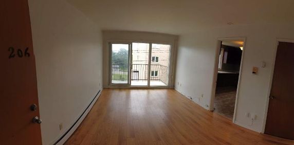 2 CH - 1 SDB - Québec - $1,067 /mo - Photo 2