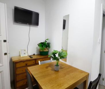 Carrer del Cinca, Barcelona, Catalonia 08030 - Photo 5