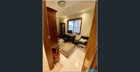 Stunning 4 bedrooms plus Study double storey home. - Photo 5