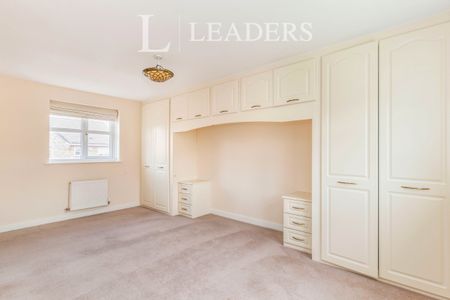 4 bedroom house to rent Girton Way, Mickleover, Derby, DE3 - Photo 4