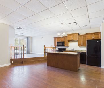 For Lease - 807 Queen Street Unit# 2, Kincardine, Ontario - Photo 1