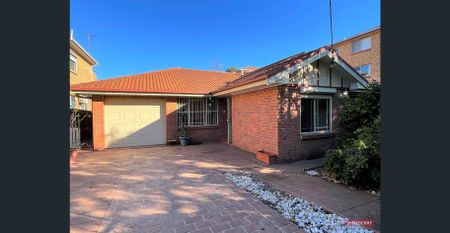 Fantastic Location! - Photo 2