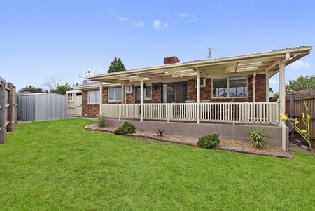 Charming 3-Bedroom Home in Epping - Photo 3