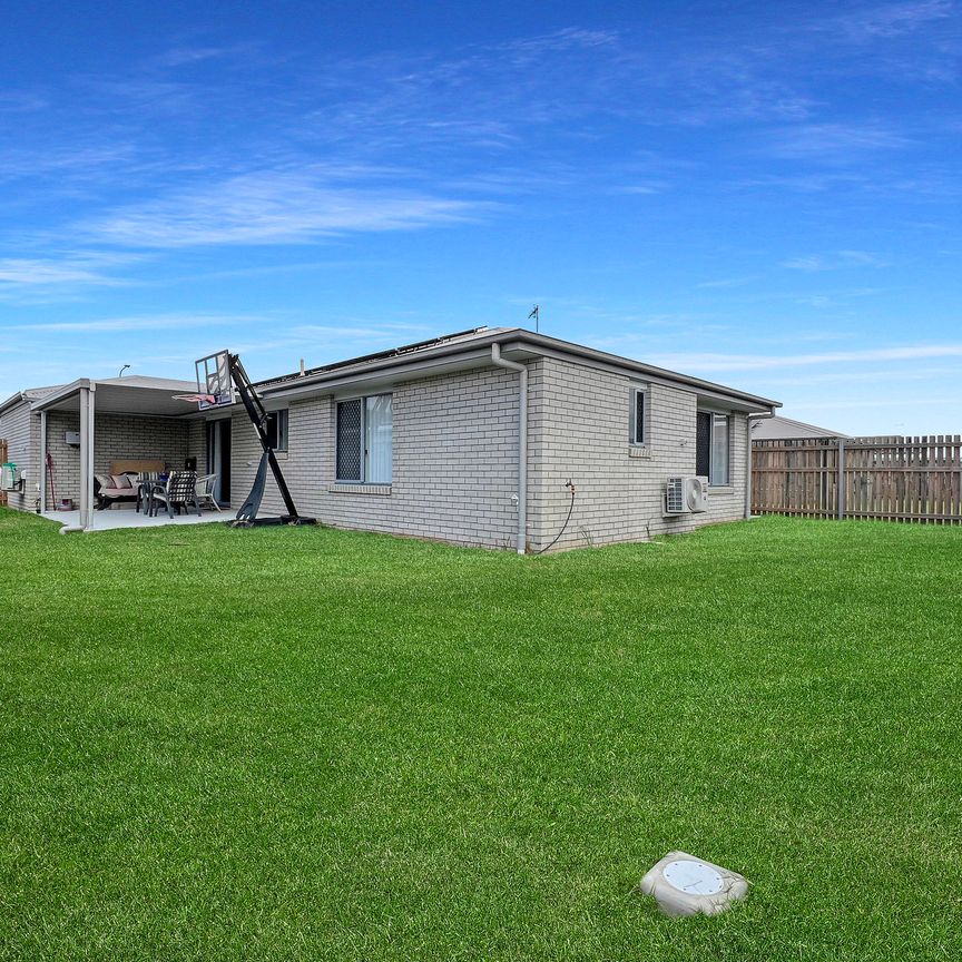 9 Lady Elliot Crescent, - Photo 1