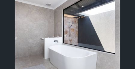 Unparalleled Luxury Living in the Heart of Cable Beach - Photo 2