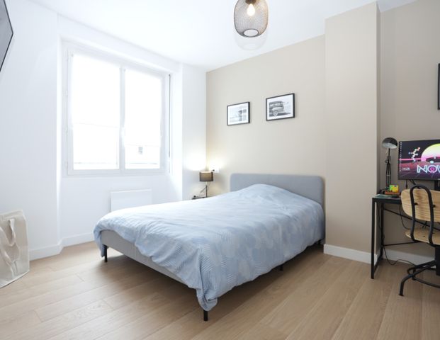 JEAN JAURES H Roommate 4 Bedrooms at Brest - Photo 1